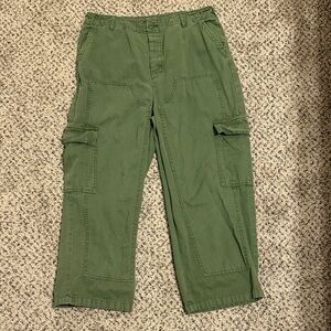Universal Thread Green Cargo Pants